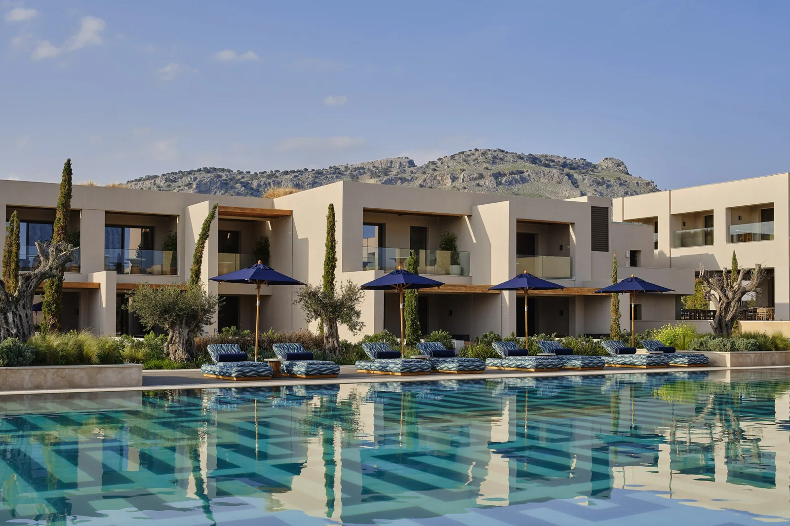 Antik Taş Ocağından Lüks Tatil Köyüne: Amoh Resort