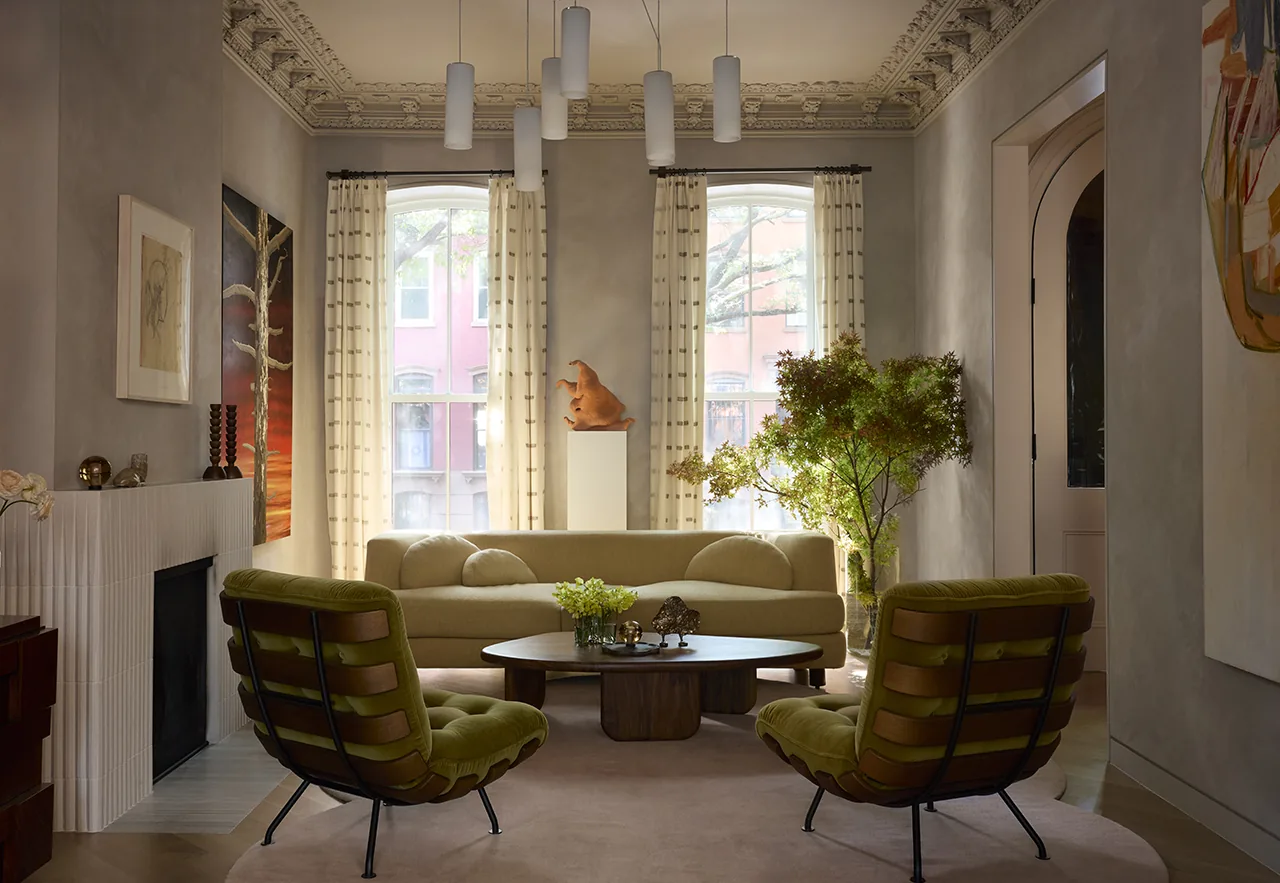 Brooklyn Brownstone'da Renk Patlaması: Tarihi Doku Modern Dokunuşlarla Buluştu