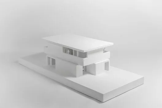 Sınırların İçinde Özgürlük: Cabreira Evi