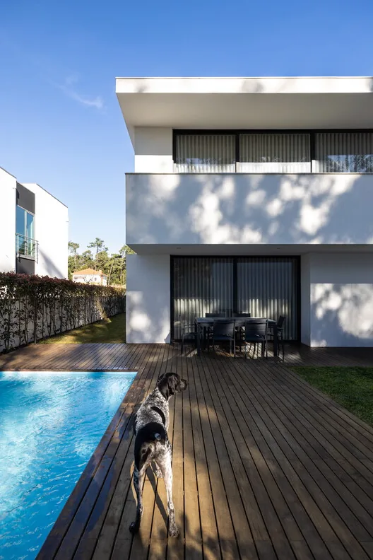 Sınırların İçinde Özgürlük: Cabreira Evi