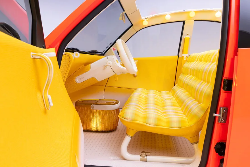 Citroën 2CV Elektrikli Geri Döndü: 15.000 Euroluk Retro Tasarım