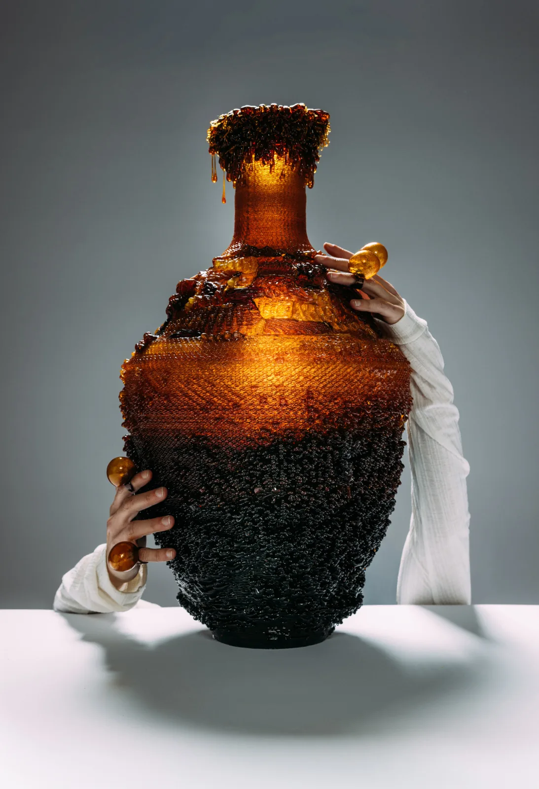 Dutch Design Week 2026: Ham Tasarımın İsyanı ve R.A.W.