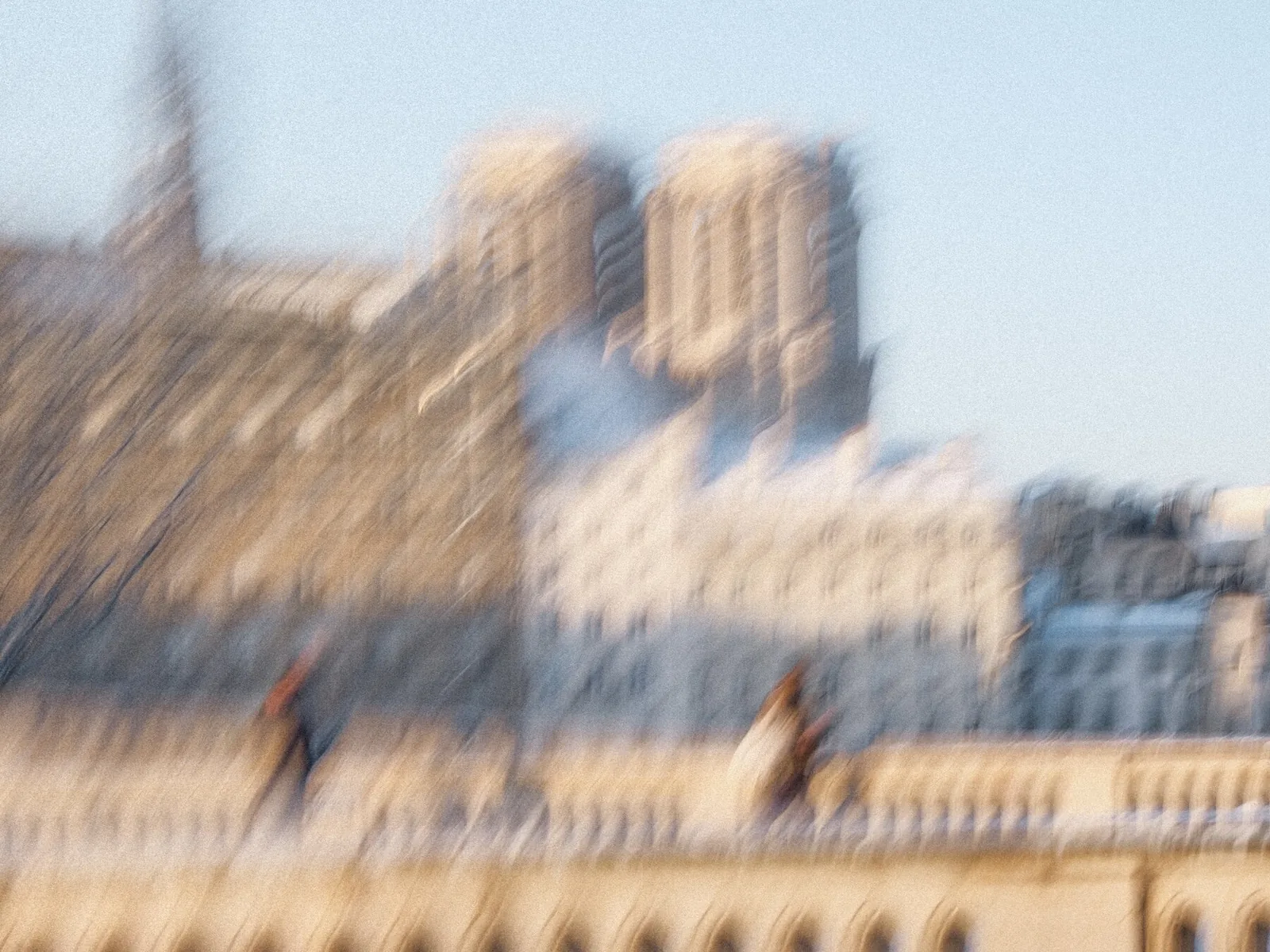 Empresyonizm Paris'te Yaşıyor mu? Alix Urien'in Objektifi