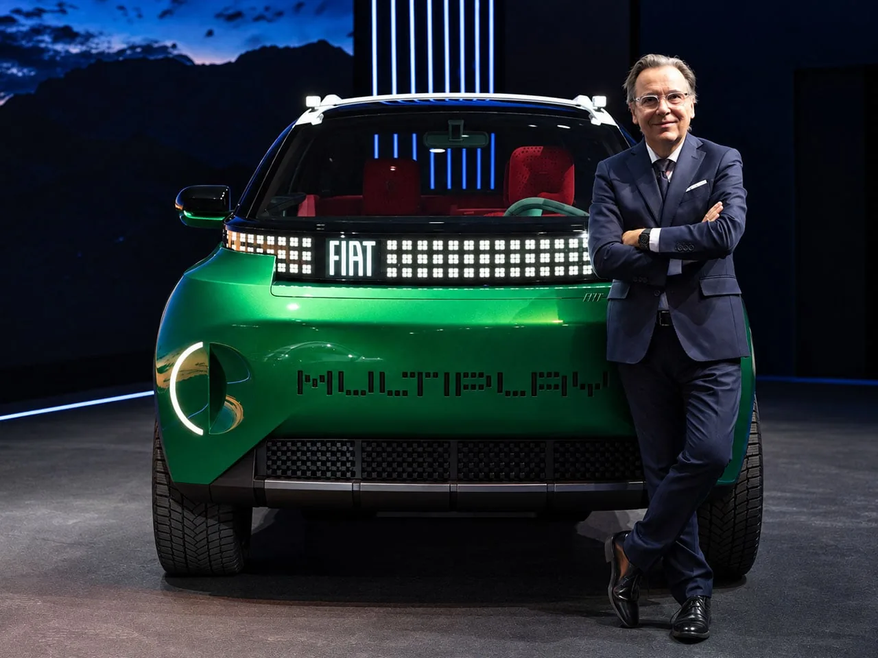 Fiat Multiplay: Aile Arabası Pikapa Dönüşüyor