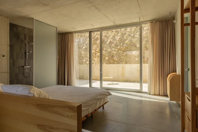 Lele Hotel: Dağın Dokusuna Karışan İç Mimarlık