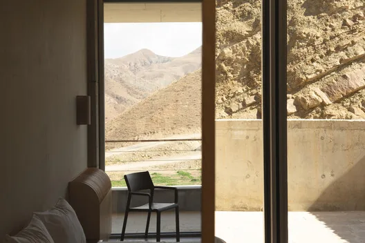 Lele Hotel: Dağın Dokusuna Karışan İç Mimarlık
