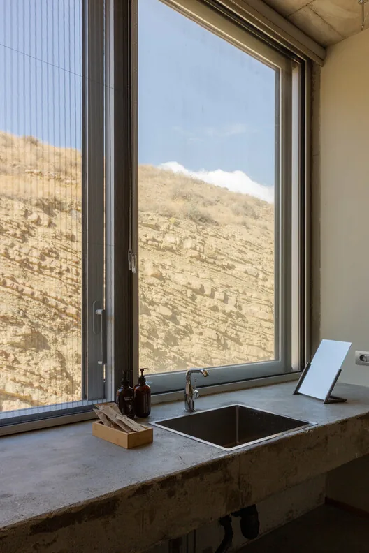 Lele Hotel: Dağın Dokusuna Karışan İç Mimarlık