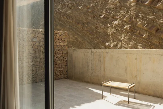 Lele Hotel: Dağın Dokusuna Karışan İç Mimarlık