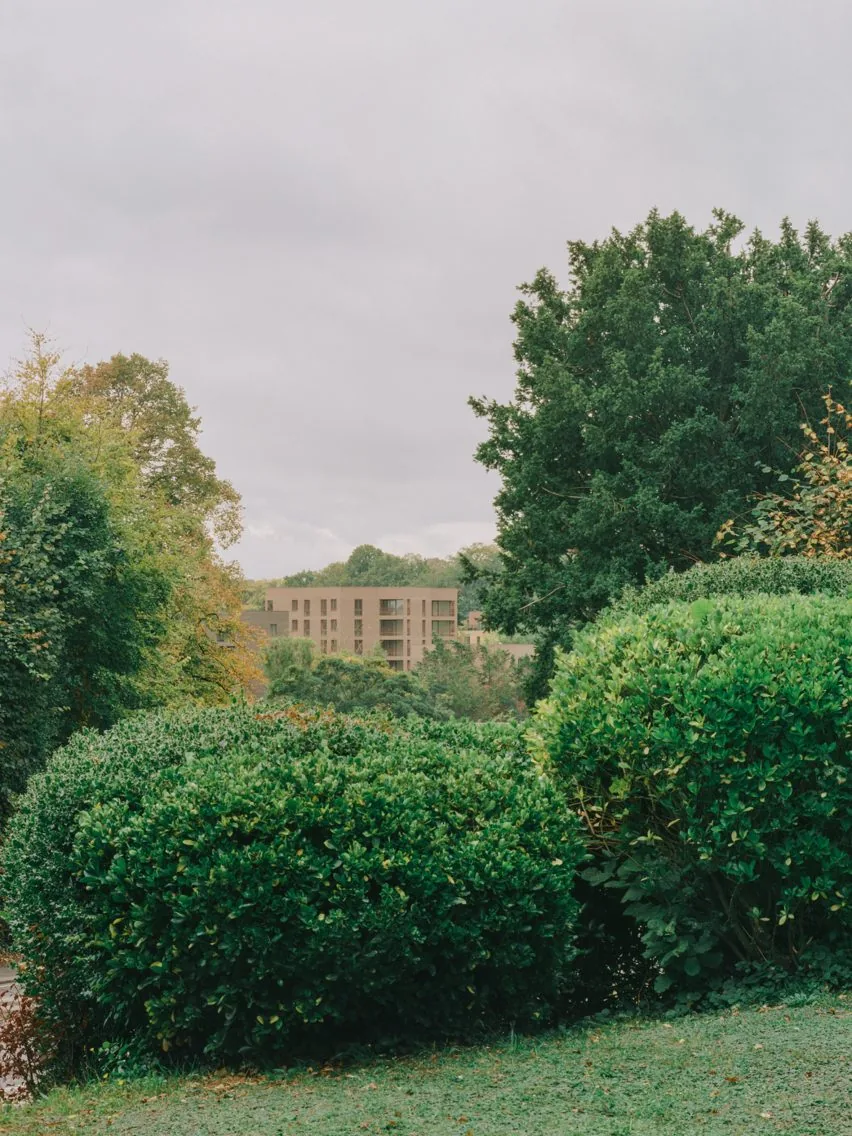 Londra'nın Ödüllü Konut Projesi: Lion Green Road