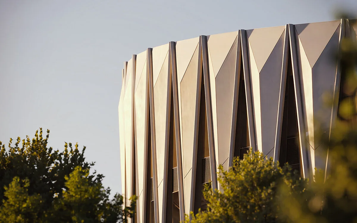 Duomo'dan İlham Alan Stadyum: Foster + Partners'tan Generali Arena