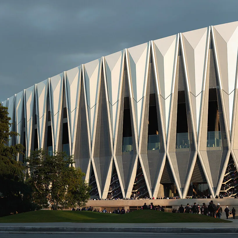 Duomo'dan İlham Alan Stadyum: Foster + Partners'tan Generali Arena