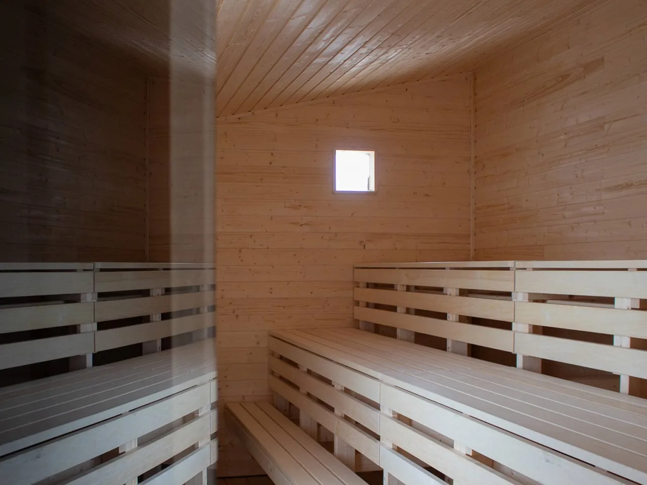 Norveç'te Geri Dönüşüm Ahşabından Gemi Formunda Sauna