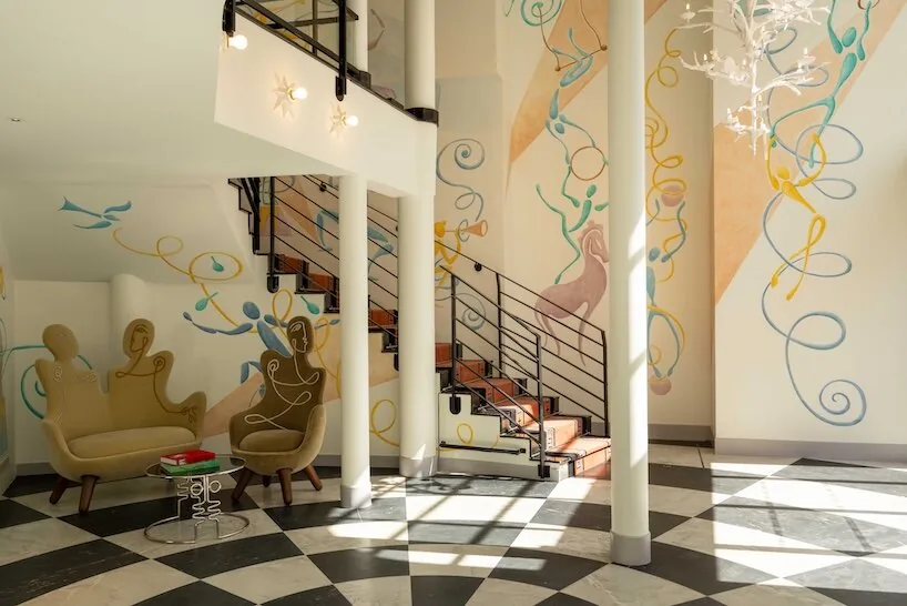 Paris’te Tiyatro Ruhu: Vincent Darré’den Le Magnifique