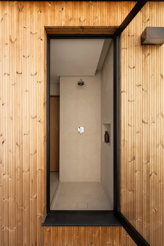 Prefabrik Evde Standardizasyon Yok: M38 House