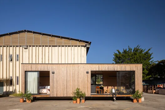 Prefabrik Evde Standardizasyon Yok: M38 House