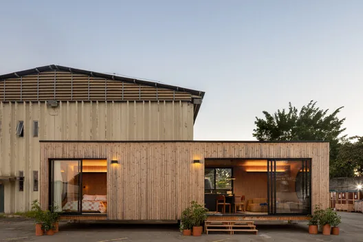 Prefabrik Evde Standardizasyon Yok: M38 House