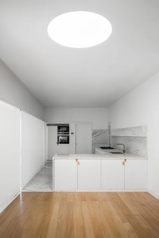 Siza'nın Eğimle Dansı: Colien Evi'nde Minimalizm